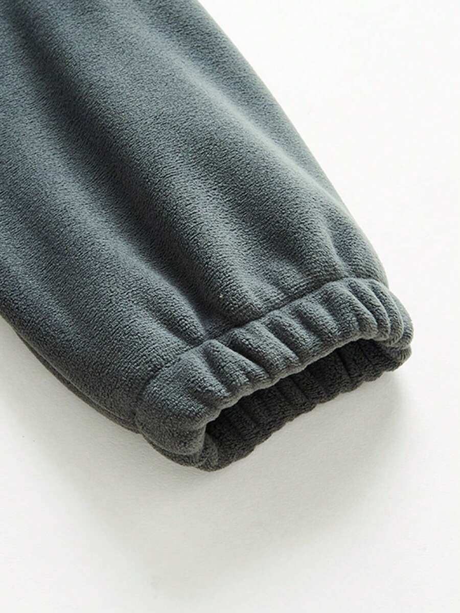 Men's Winter Fleece Jacket With Pockets, Cold Weather Coat For Outdoor, Travel, Running, And Daily